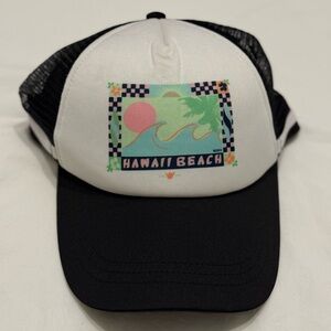 NWT Women’s Roxy Black and White Trucker Hat